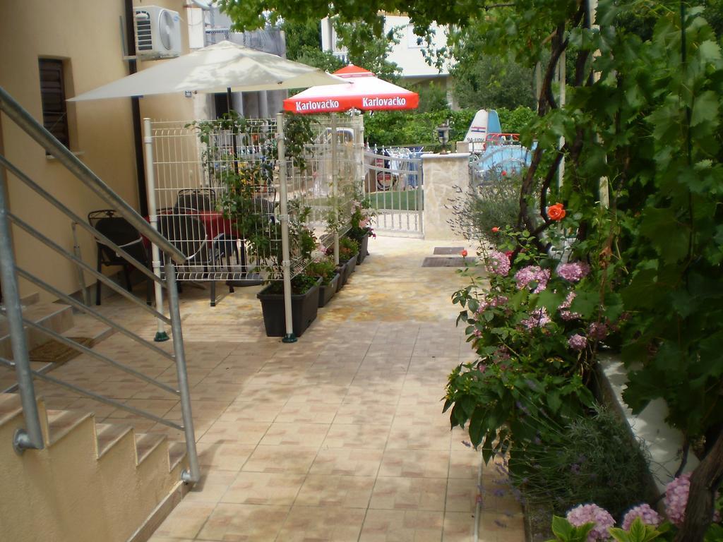 Apartments Tare, Free Parking Vodice Eksteriør billede